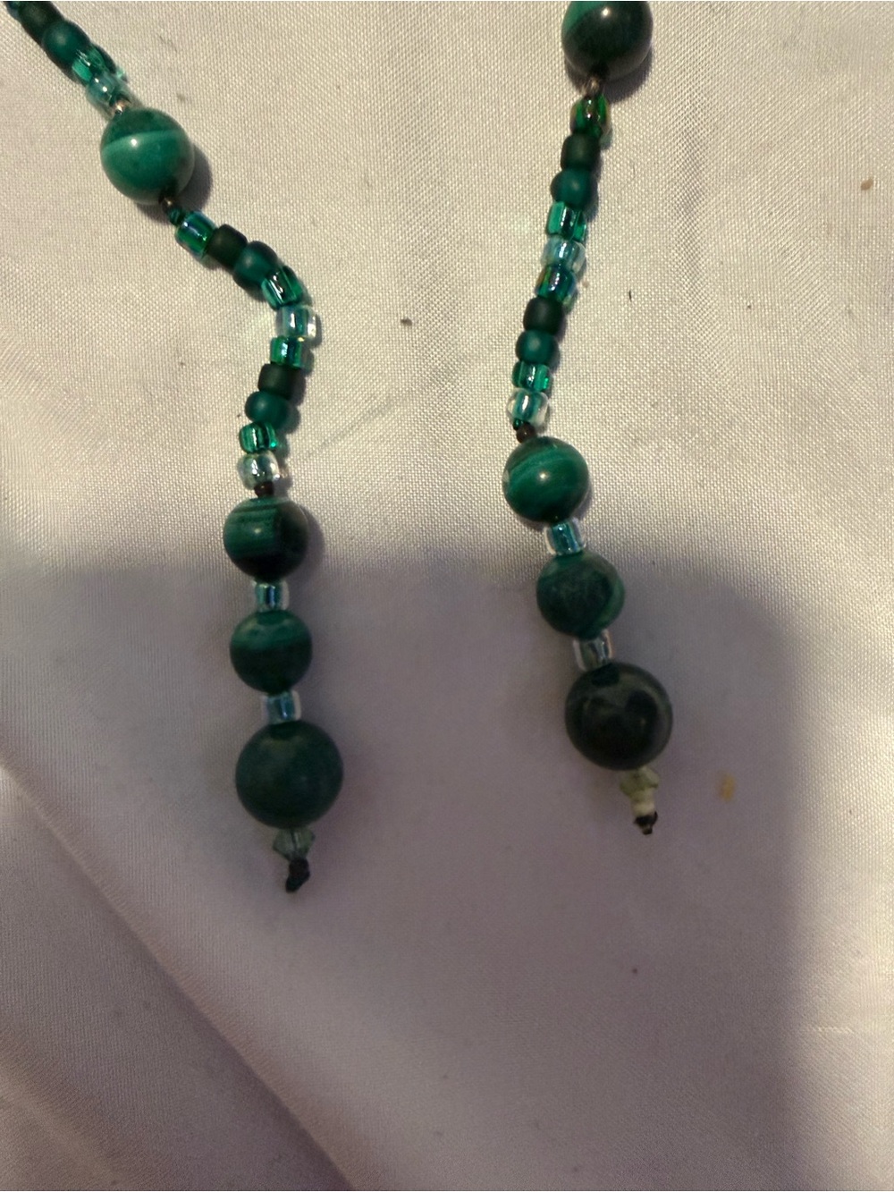 Vintage Long Green Glass Bead Lariat Wrap Necklace Knot Style Tassel 60" - Picture 6 of 8